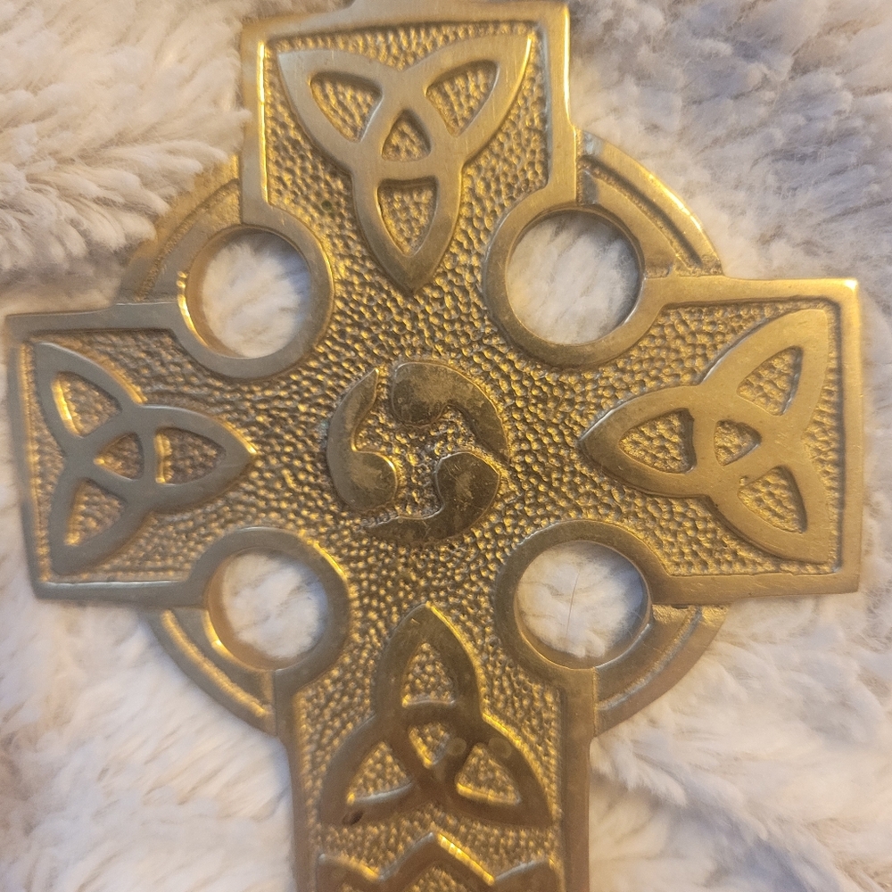 Celtic Cross Wall Decor - Picture 6 of 8